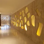 サリーニ ホテル 4*