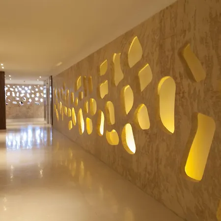 Salini Otel 4*